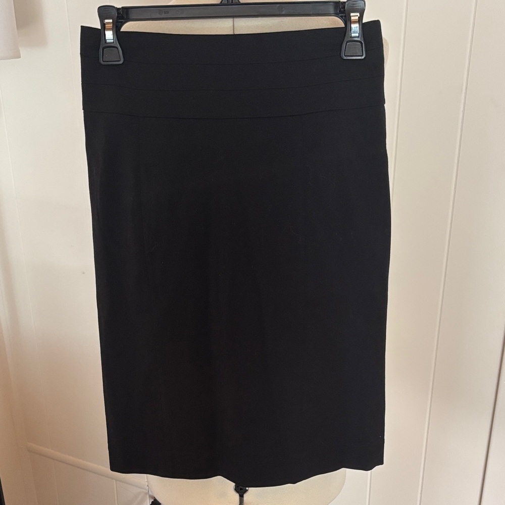 H&M black wool blend pencil skirt (size 6)